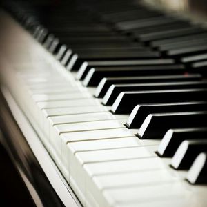 607080老太太老奶奶的收藏特点
